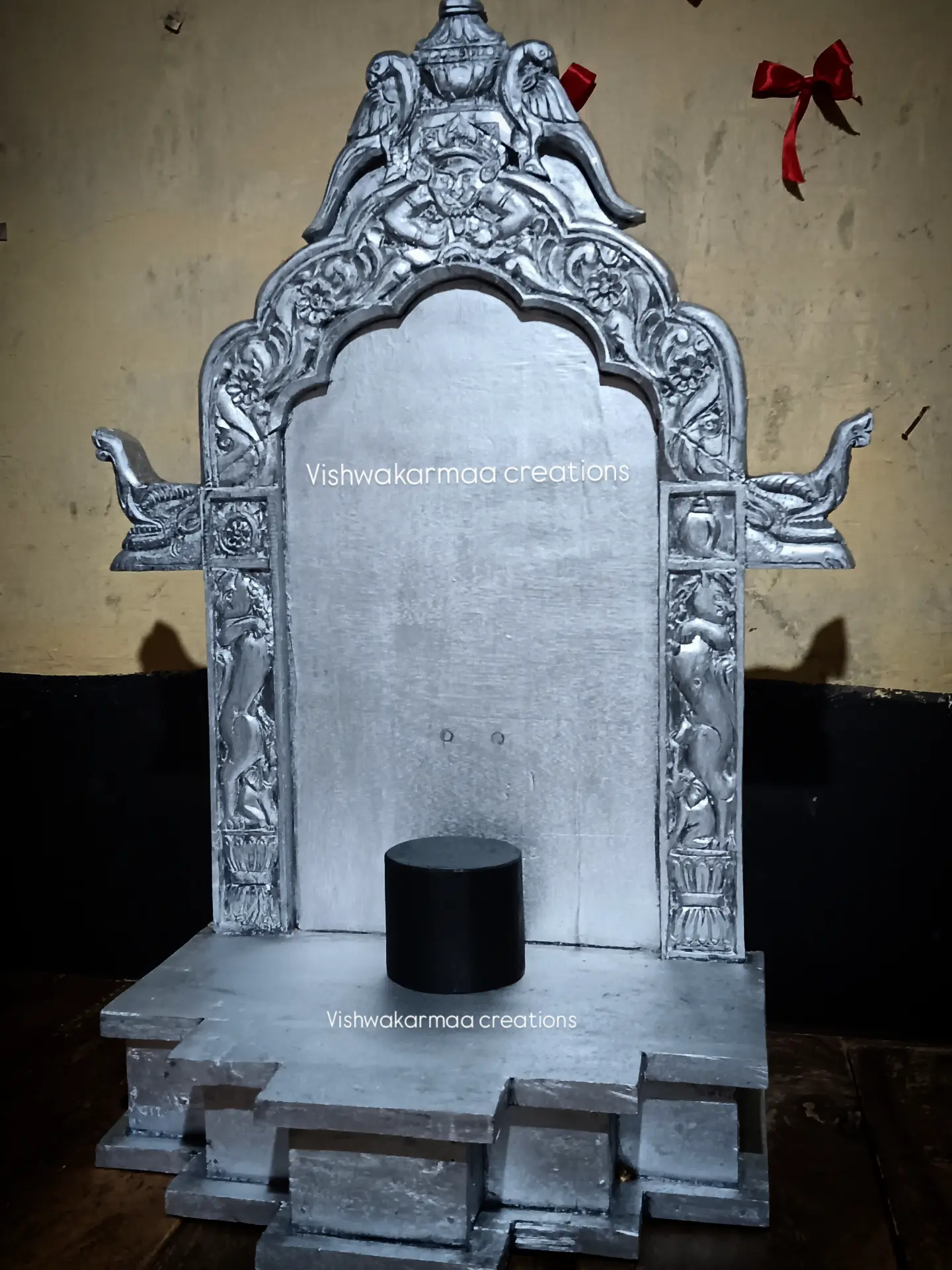 Jagannath Murti with Senapata Lagi, Wooden Prabha, Sunabesha - Image 2